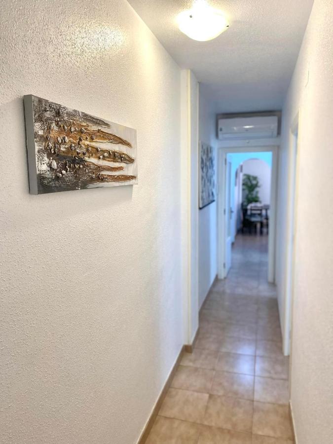 Locos Beach Holiday Apartments Торрев'єха Екстер'єр фото